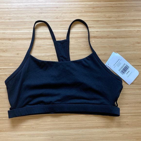 NWT Fabletics Black Peri Lace-up Racerback Sports Bra - Picture 4 of 6